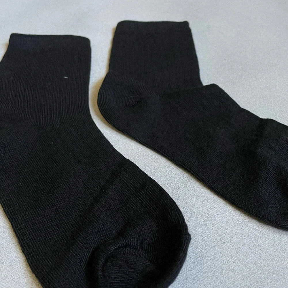 NEW Men’s Low-cut Ankle Socks (Solid Black, Onepair/Onesize)